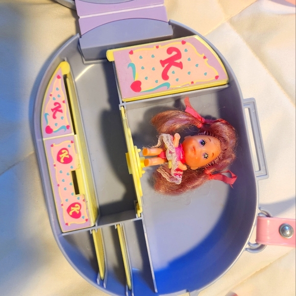 Tyco LIDDLE KIDDLES Beauty Parlor Purse ( PLAYSET ) Fashion Doll Salon Vintage - Picture 6 of 10